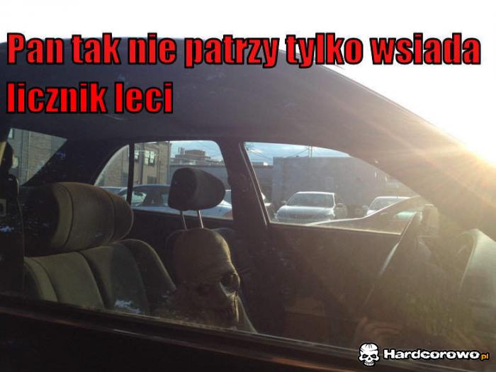 Pan tak nie patrzy  - 1