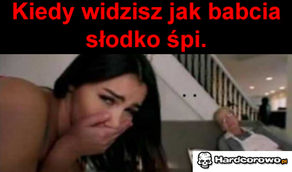 Śpiąca babcia - 1