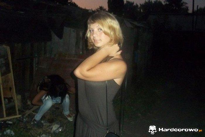 Bohaterka drugiego planu - 1