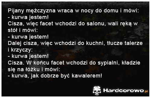 Pijany mężczyzna wraca w nocy do domu - 1