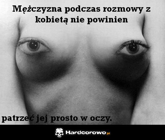 Mężczyzna podczas rozmowy z kobietą - 1