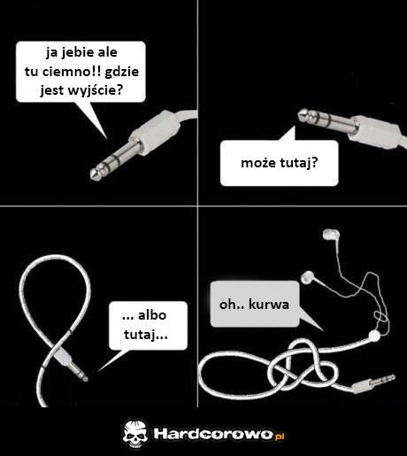 Podpinane słuchawki po ciemku  - 1