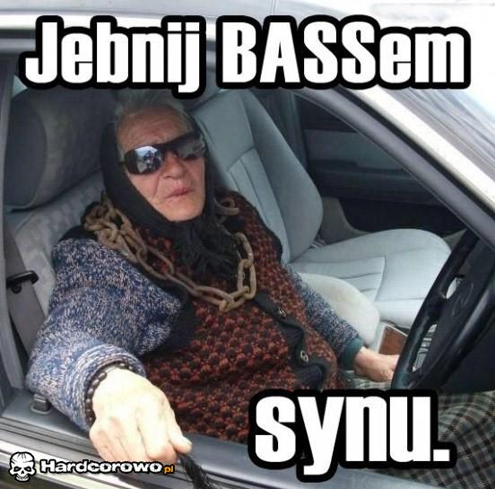Babcia się lansuje - 1