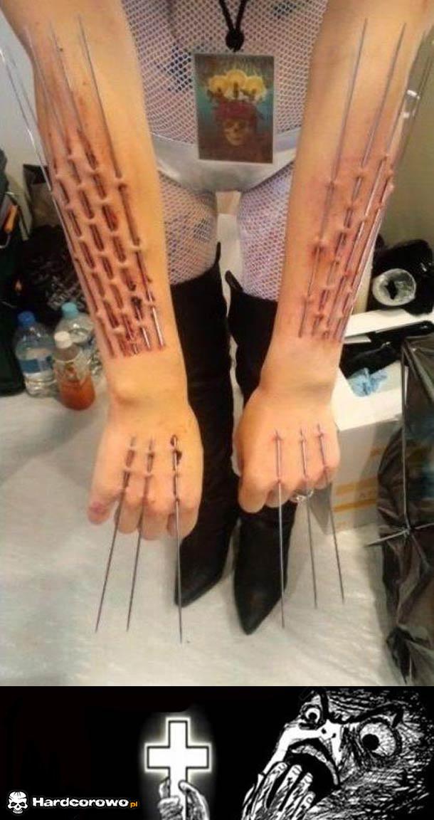 Opętany jakiś  - 1