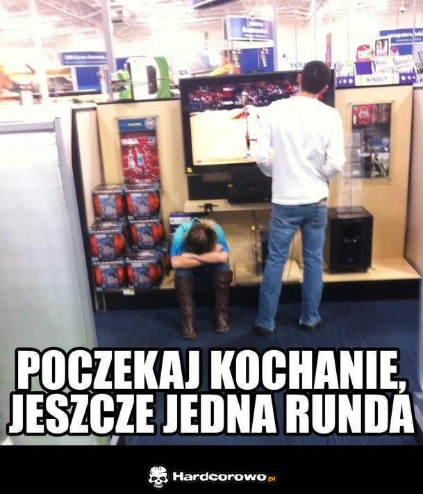 Facet lubi sobie pograć  - 1