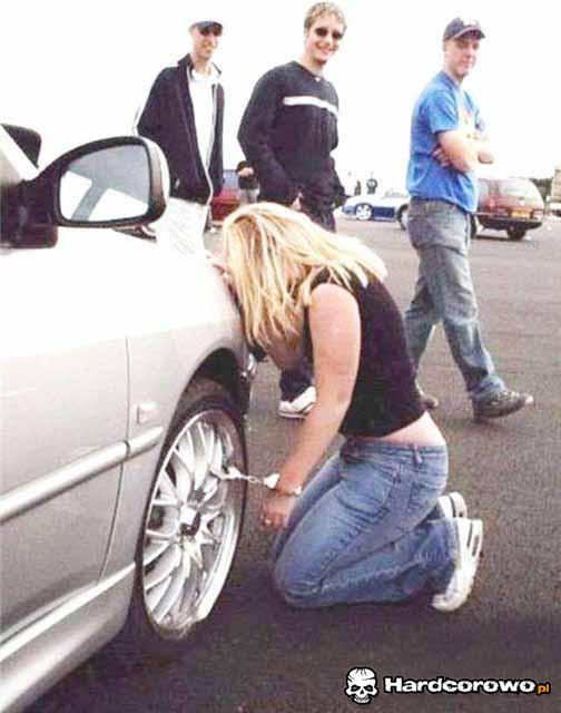 Puszczalska suczka - 1