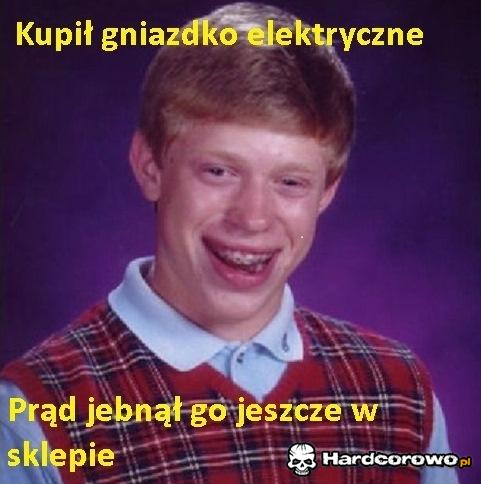 Gniazdko elektryczne - 1