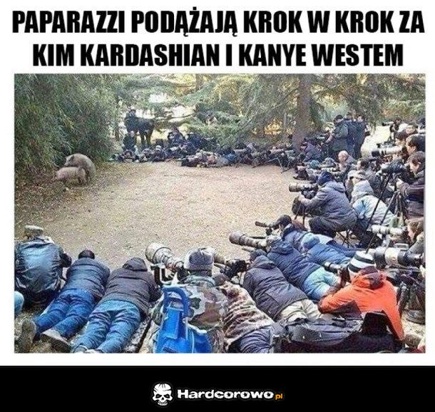 Cały świat ich śledzi - 1
