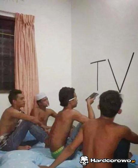 TV - 1