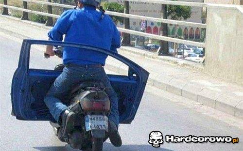 Motocyklowy transport drzwi  - 1
