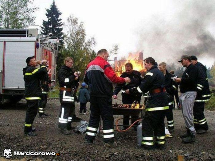 Spokojnie, przecież się nie pali - 1