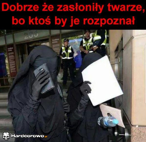 Mistrzynie kamuflażu - 1