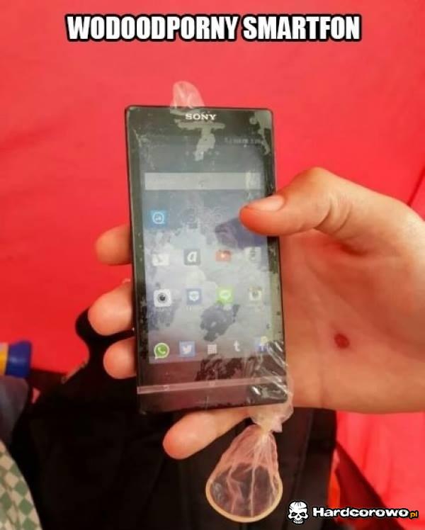 Wodoodporny Smartfon - 1