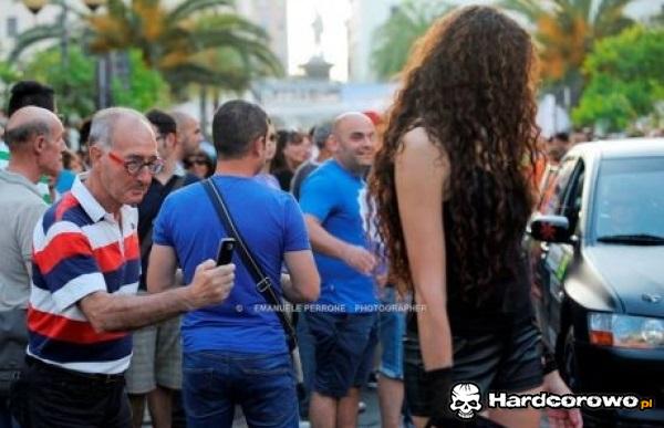 Będzie do czego fapać - 1