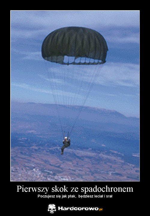 Pierwszy skok ze spadochronem - 1