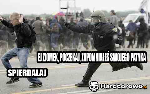 Troskliwy policjant  - 1