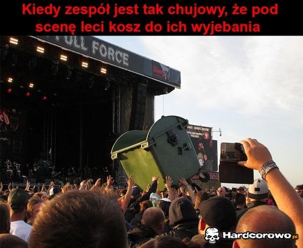 Chujowy zespół  - 1