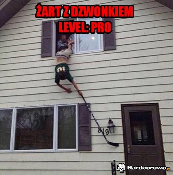 Żart z dzwonkiem - 1