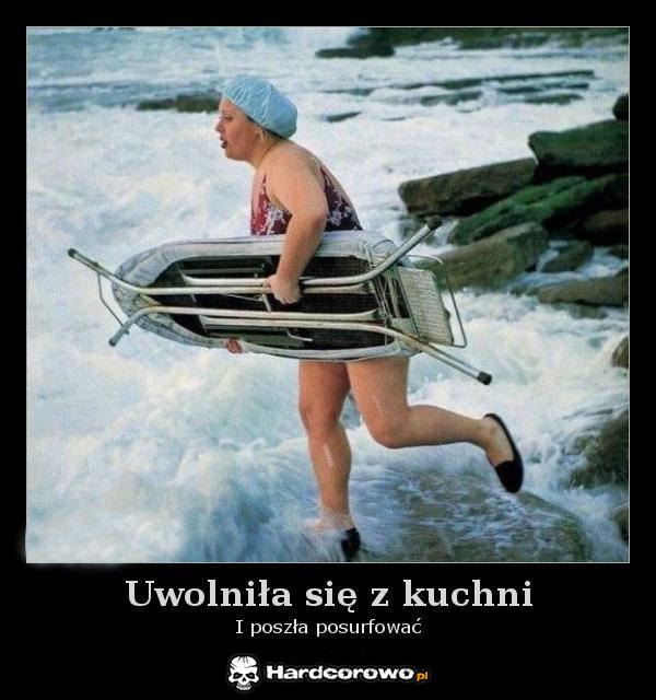 Uwolniła się z kuchni - 1