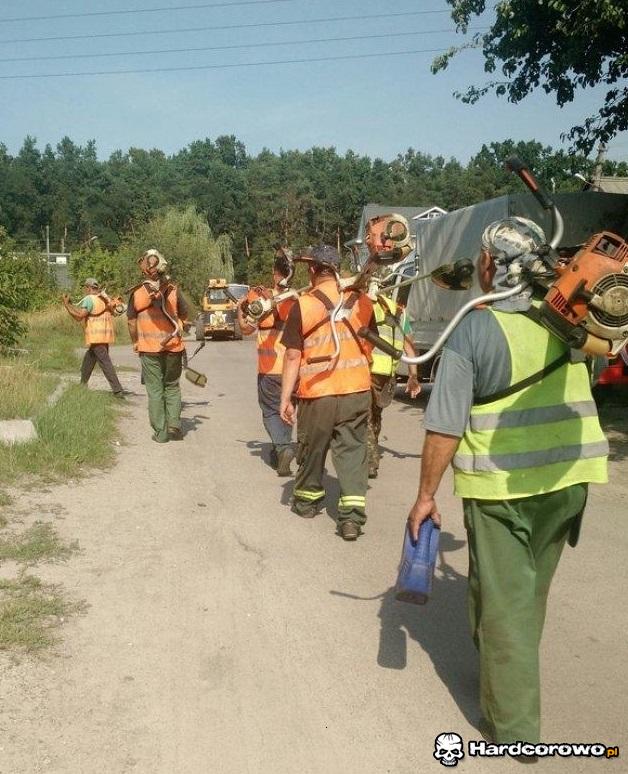 Kiedy próbujesz dłużej pospać w sobotę - 1
