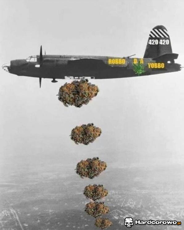 Bombardowanie samolotem  - 1