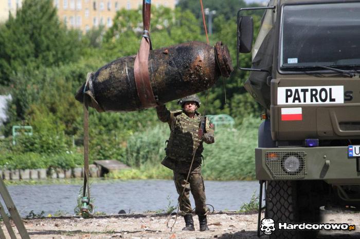 Bombka - 1