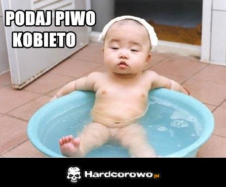 Podaj piwo kobieto - 1