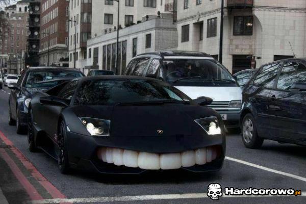 Uśmiechnięte Lambo  - 1