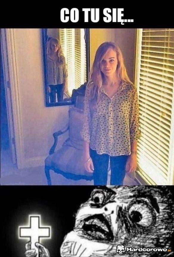 Odbicie w lustrze - 1