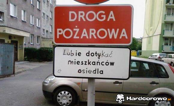 Droga pożarowa  - 1