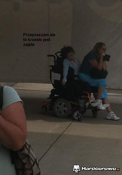 Zajęte krzesło - 1