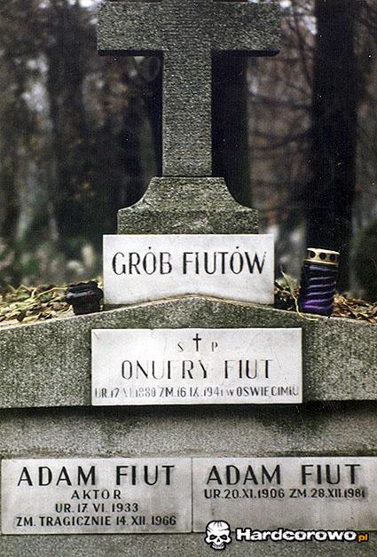Grób fiutów - 1