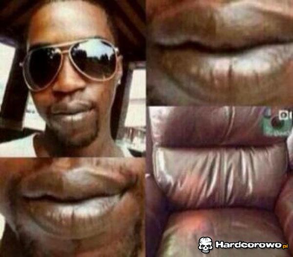 Usta do siedzenia - 1