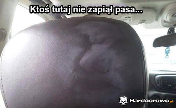 Dowód na nie zapięcie pasów - 1