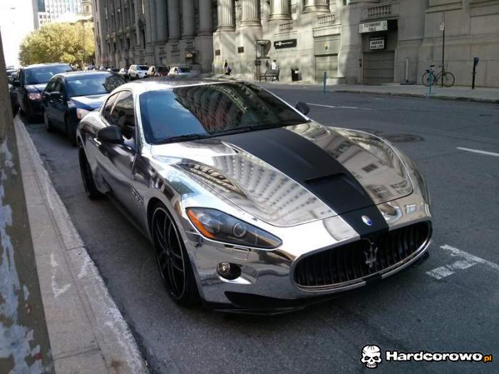 Chromowane maseratti - 1