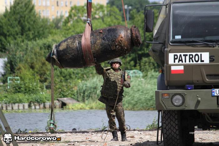 Bombka - 1