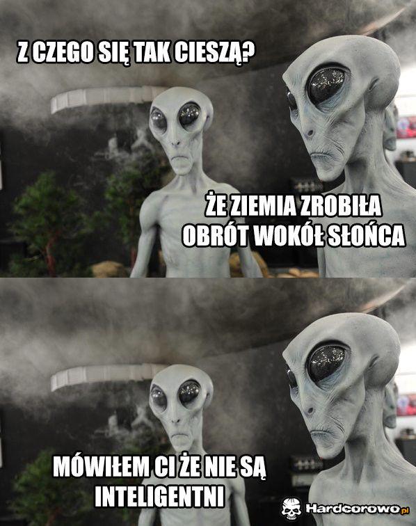 Kosmici - 1