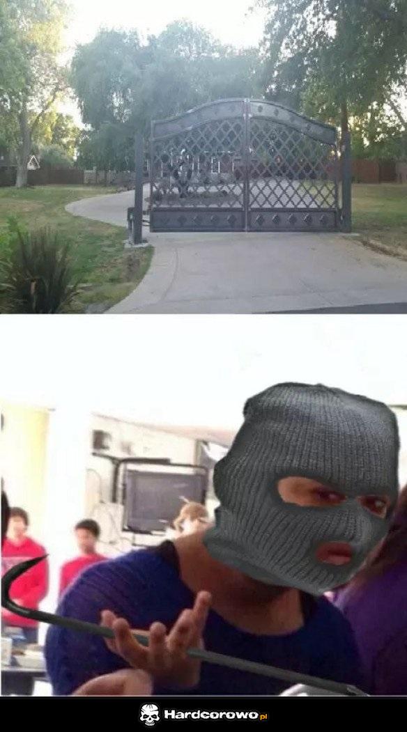 Coś poszło nie tak - 1