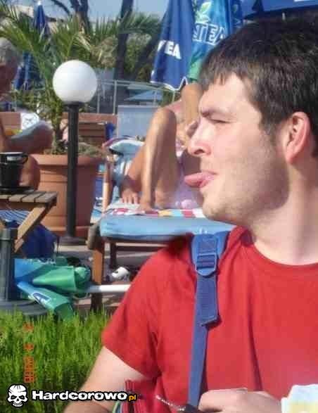 Pochlapałoby się jęzorem - 1