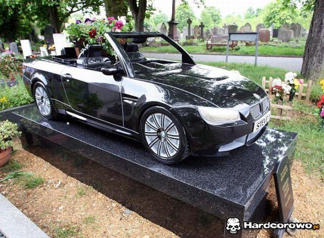 BMW nawet po śmierci - 1