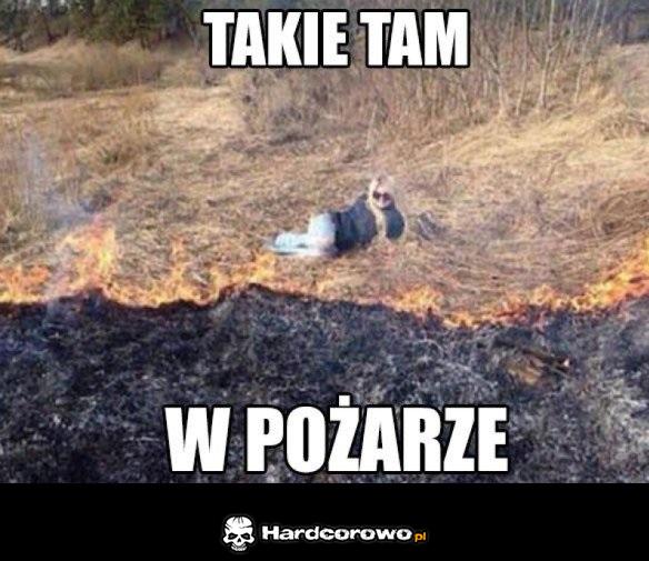Gorąca dziewczyna - 1
