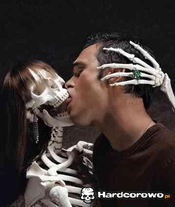 Pocałunek śmierci - 1