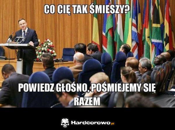 Co cię tak śmieszy? - 1