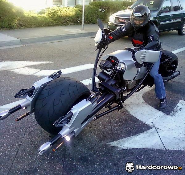 Herdcorowy motor  - 1