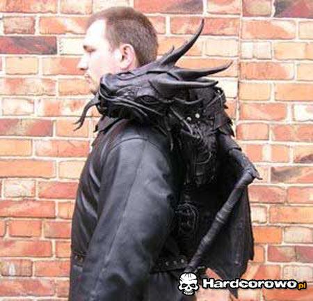 Smoczy plecak  - 1