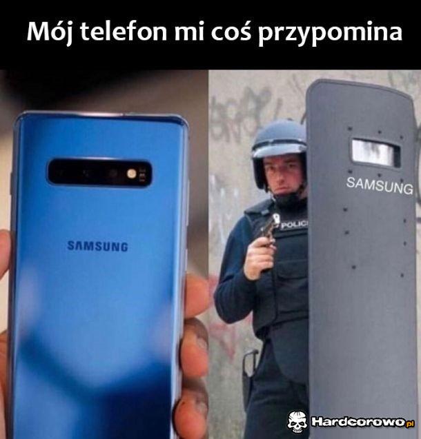 Mój telefon coś mi przypomina - 1