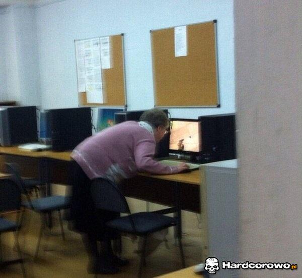 Kiedy masz już iść ale level sam się nie wbije - 1