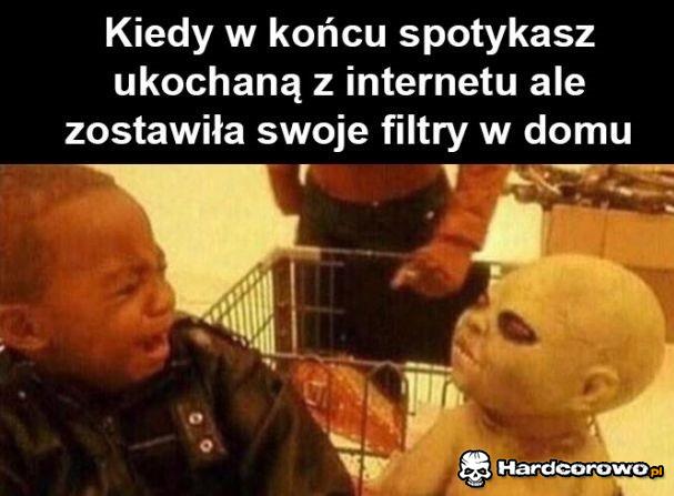 Kiedy w końcu spotykasz ukochaną z internetu - 1