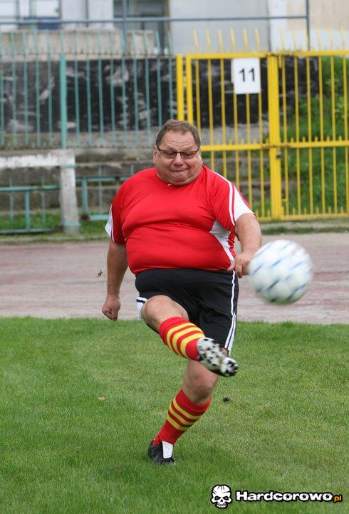 Kalisz gra w gałę - 1
