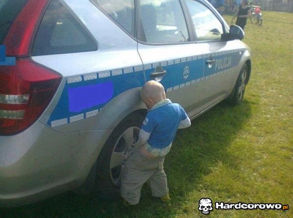 Leje na Policje - 1